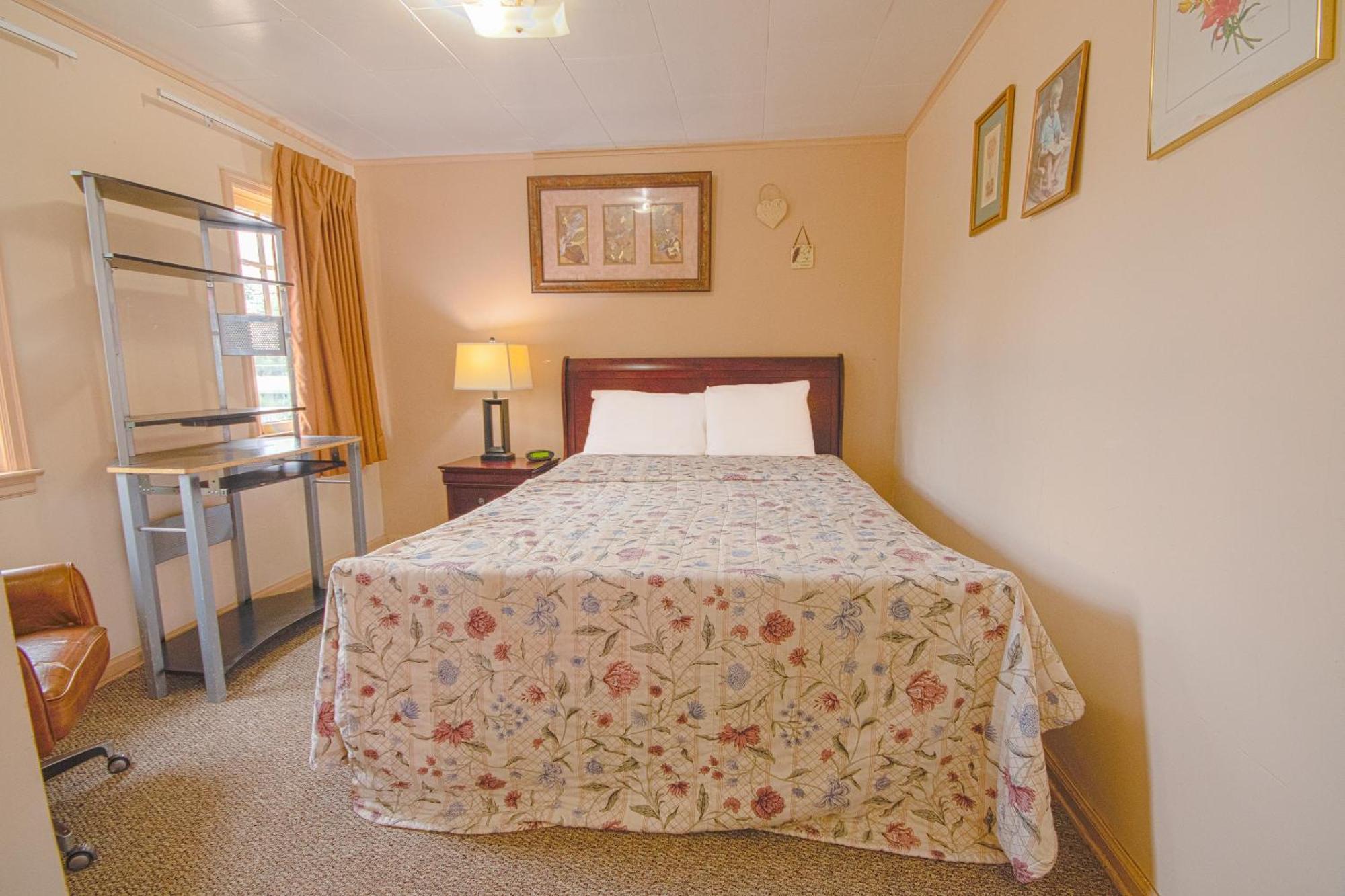 Sunflower Motel Hiawatha By Oyo Ngoại thất bức ảnh