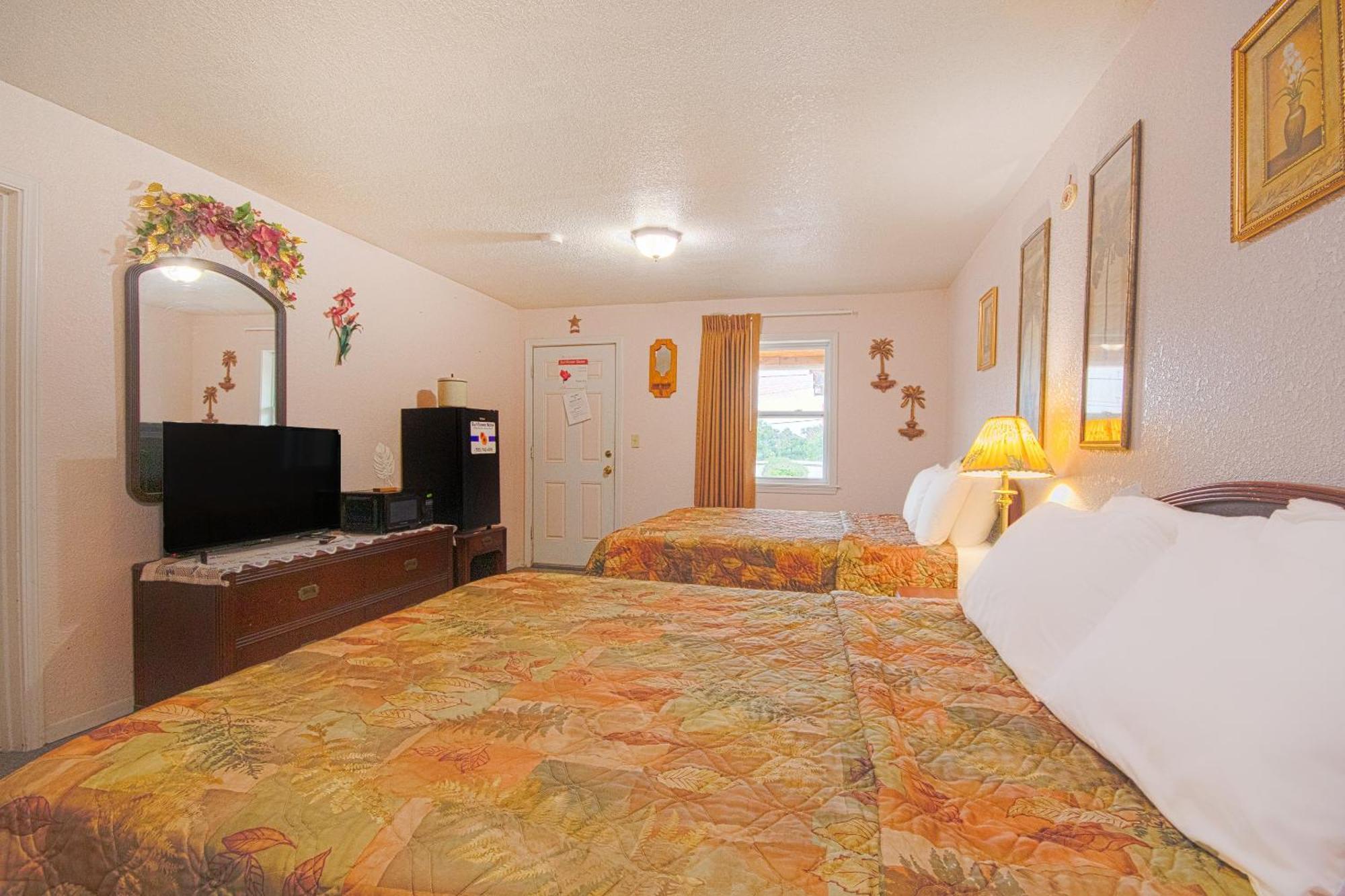 Sunflower Motel Hiawatha By Oyo Ngoại thất bức ảnh