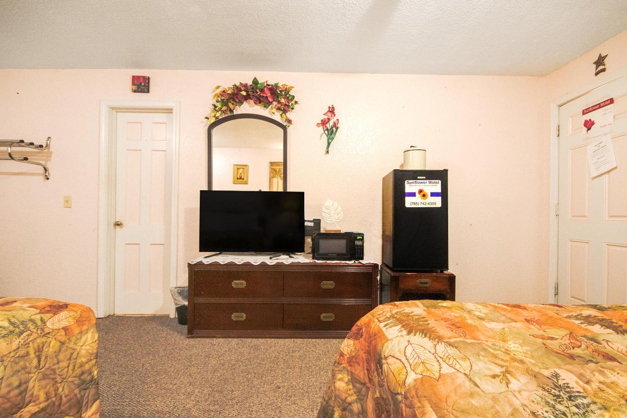 Sunflower Motel Hiawatha By Oyo Ngoại thất bức ảnh